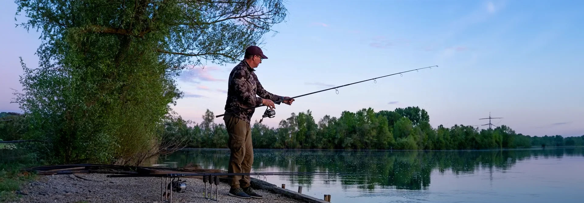 Trakker 2 Trakker -Trakker 1